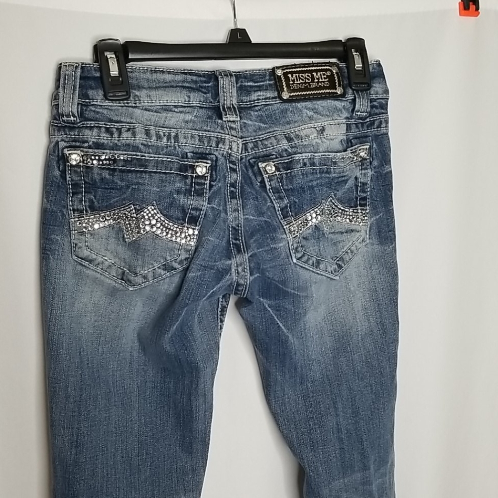 Miss Me straight leg bling Jean's. Size 27